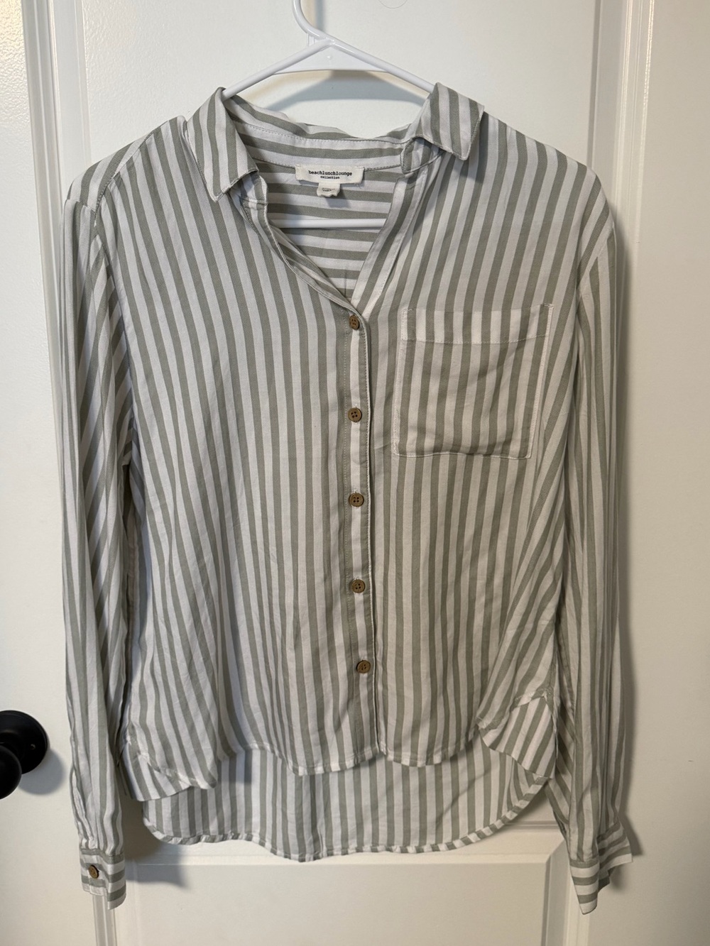 Woman’s beach lunch lounge long sleeve button down small striped coastal